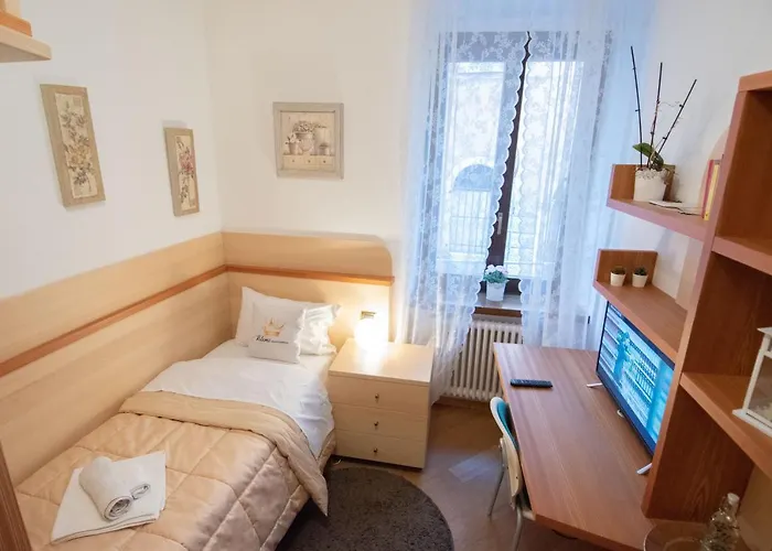 Accanto Ai Mercatini Di Natale Appartamento *