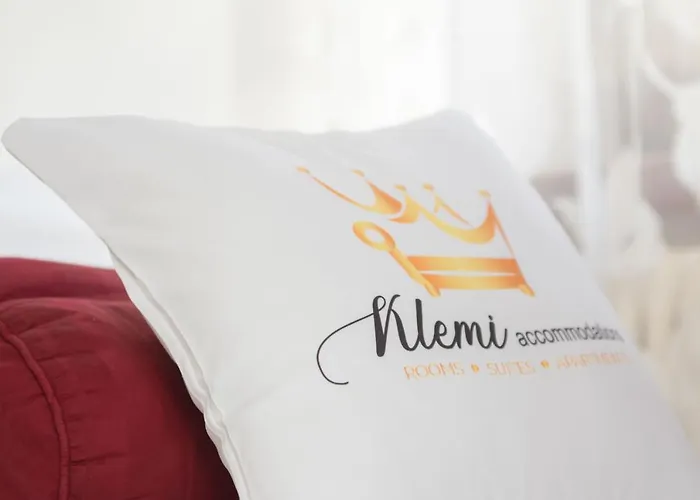 Accanto Ai Mercatini Di Natale Trento