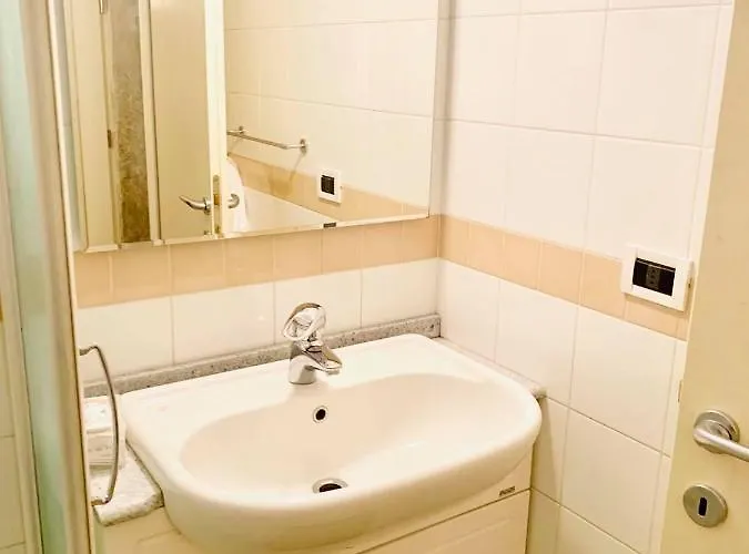 Accanto Ai Mercatini Di Natale * Trento