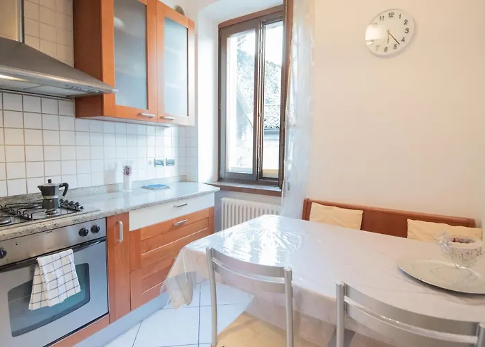 Accanto Ai Mercatini Di Natale