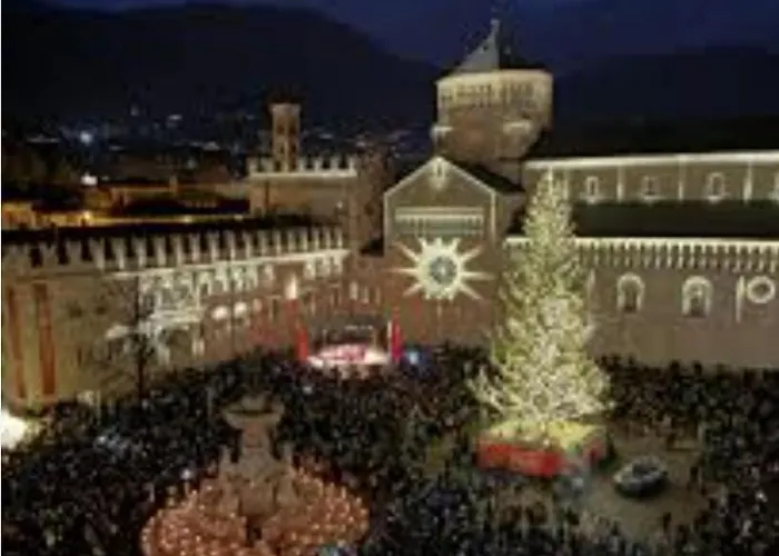 Accanto Ai Mercatini Di Natale Appartamento *